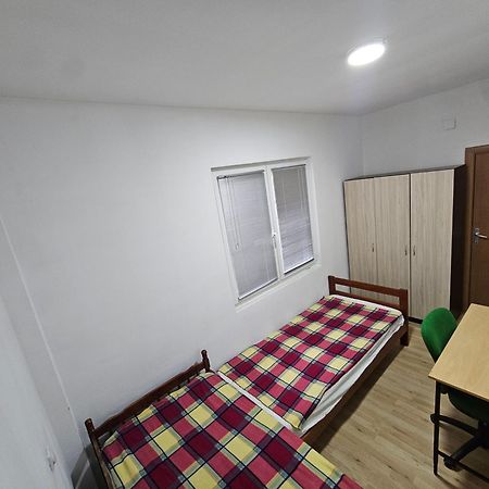 Avtokomanda Skopje Exteriör bild
